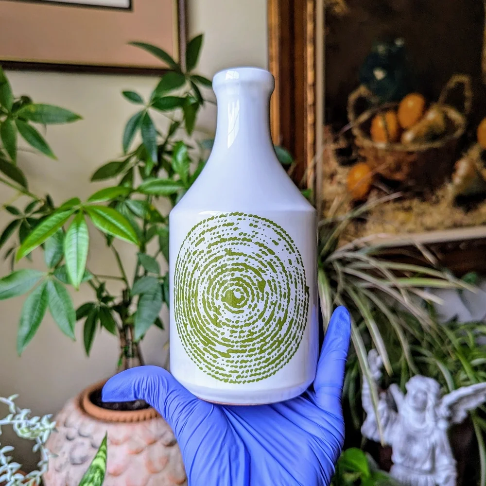 Mary Judge Olive Oil/Vinegar dispenser Maioliche Michelango Made In Italy 6.5" - Picture 5 of 11